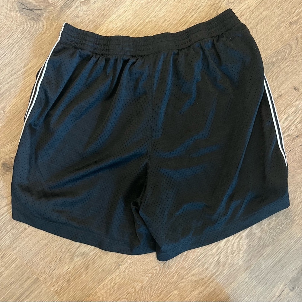 Champion Black Athletic Shorts - Picture 2 of 3
